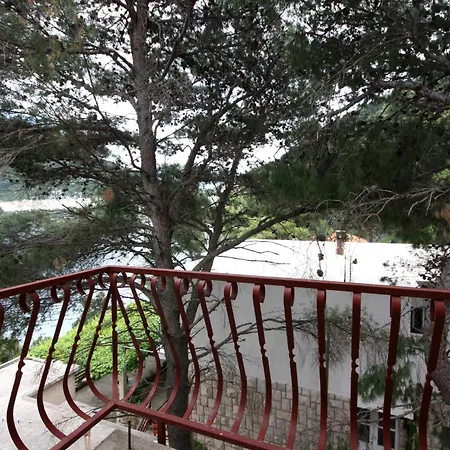Гостевой дом And By The Sea Sobra, Mljet - 4888 Собра