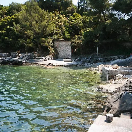 And By The Sea Sobra, Mljet - 4888 Гостевой дом 3*