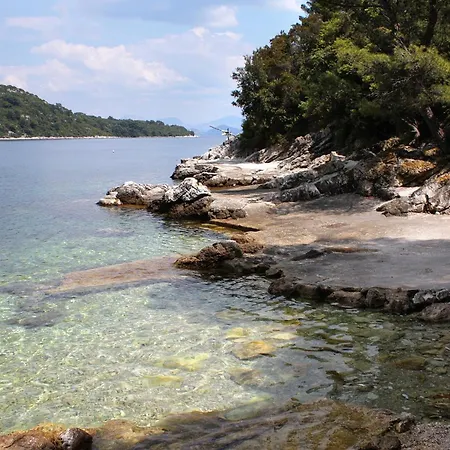 And With Hot Tub Sobra, Mljet - 4888 בית הארחה